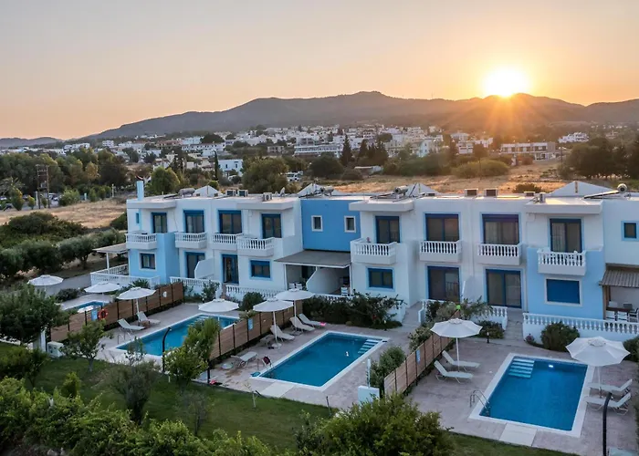 Rita Mare Seafront Heated Pools Villa Gennadi