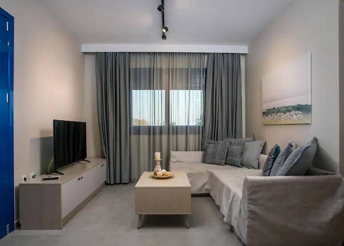 Rita Mare Seafront Heated Pools Villa Gennadi