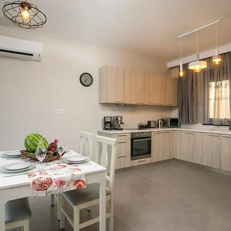 Rita Mare Seafront Heated Pools Gennadi