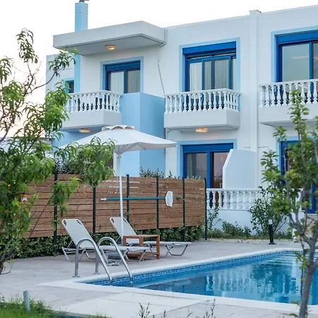 빌라 Rita Mare Seafront Heated Pools *