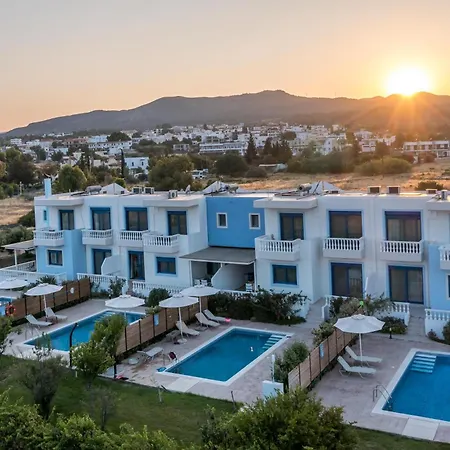 Rita Mare Seafront Heated Pools 빌라 겐나디