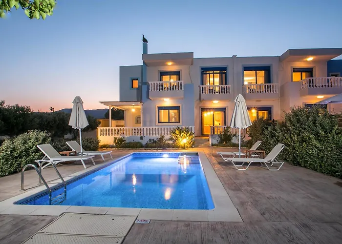 Rita Mare Seafront Heated Pools Γεννάδι