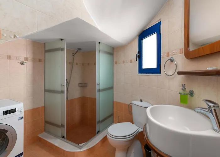 Rita Mare Seafront Heated Pools Βίλα *