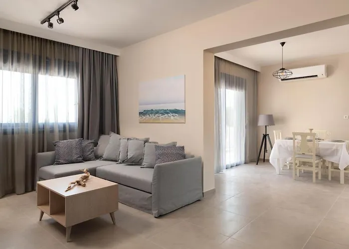 Rita Mare Seafront Heated Pools Βίλα