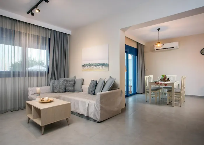 Rita Mare Seafront Heated Pools 빌라 겐나디