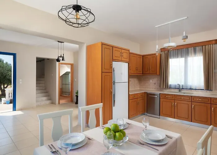 Rita Mare Seafront Heated Pools * 겐나디